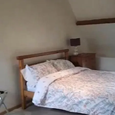 1 Bed * Louvigne-du-Desert